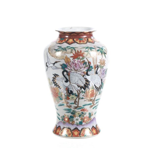 Hand-Painted Cranes Famille Rose Chinoiserie Vase