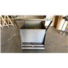 Image 4 : METAL MOBILE SCRAP DUMP BIN