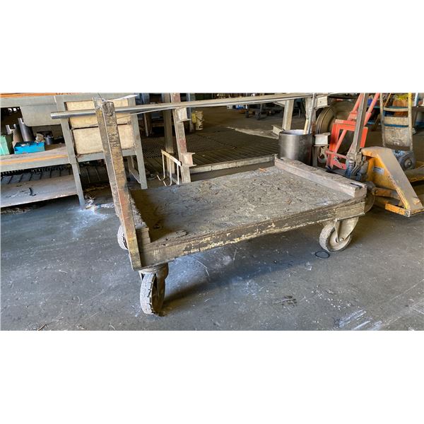 MOBILE WOOD & METAL MATERIAL CART