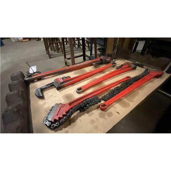 GROUP OF 5 RIDGID PIPE FITTING WRENCHES - 3 WRENCHES (60"/36"/36") AND 2 (C-36) CHAIN WRENCHES