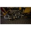 Image 5 : TUXCO CORPORATION MODEL HCS 60 HYDRAULIC CYLINDER SERVICER MACHINE