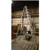Image 2 : LOUISVILLE 300LBS. CAPACITY 12FT ALUMINIUM STEP LADDER