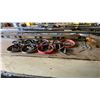 Image 16 : SUNNEN MODEL HL-3500D HORIZONTAL HONING MACHINE WITH PARTS, ATTACHMENTS, TOOLING