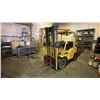 Image 1 : HYSTER H90XMS YELLOW 8500LBS CAPACITY 2 STAGE MAST SOLID RUBBER TIRES SIT DOWN COUNTERBALANCE