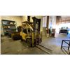 Image 4 : HYSTER H90XMS YELLOW 8500LBS CAPACITY 2 STAGE MAST SOLID RUBBER TIRES SIT DOWN COUNTERBALANCE