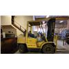 Image 5 : HYSTER H90XMS YELLOW 8500LBS CAPACITY 2 STAGE MAST SOLID RUBBER TIRES SIT DOWN COUNTERBALANCE