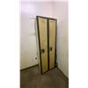 Image 2 : CONTENTS OF LOCKER ROOM