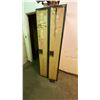 Image 3 : CONTENTS OF LOCKER ROOM