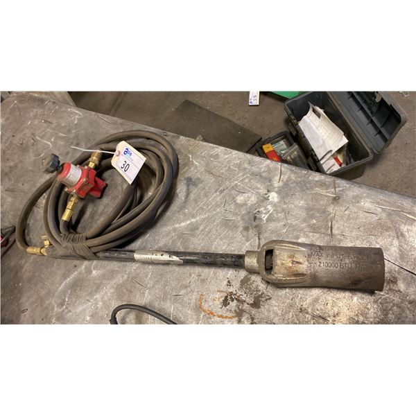 TIGER TORCH WITH REGULATOR. NO TANK