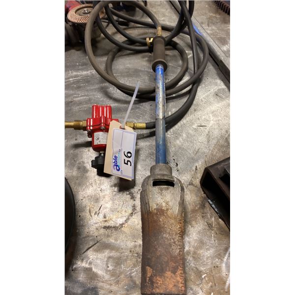 TIGER TORCH WITH REGULATOR