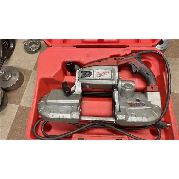 MILWAUKEE PORTABLE BAND SAW MODEL 6230N