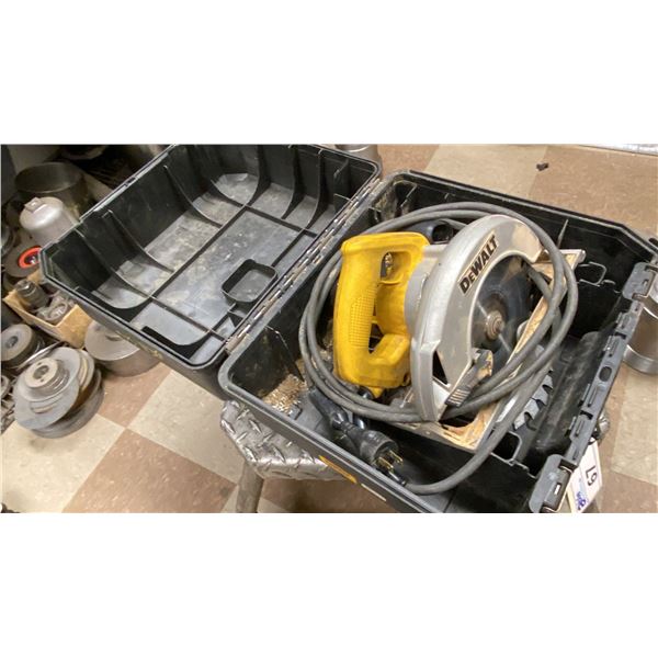 DEWALT SKILL SAW 7 1/2" MODEL DW368