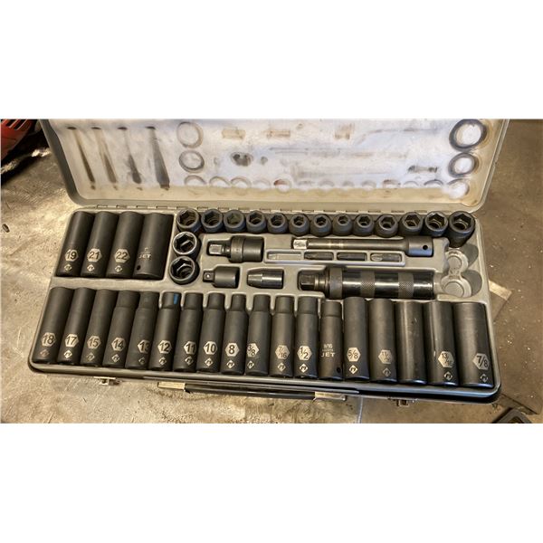 MASTERCRAFT /2" DRIVE IMPACT SOCKET SET. STANDARD 3/8"-1", METRIC 8MM-22MM