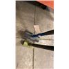Image 2 : 20 LB SLEDGE HAMMER, 8 LB SLEDGE HAMMER AND 8 LB NYLON HEAD HAMMER