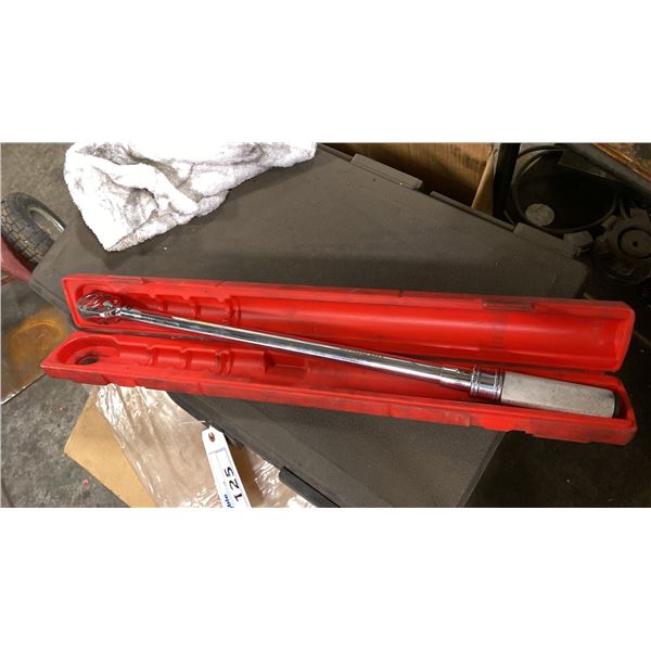 SNAP-ON 1/2  TORQUE WRENCH. UP TO 250 FT LBS