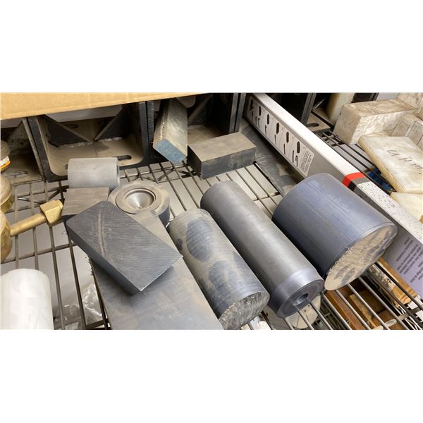PIECES OF BLACK NYLON FOR MILLING
