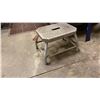 Image 1 : ALUMINUM HEAVY DUTY STEP STOOL