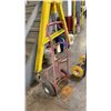 Image 1 : 2 WHEEL DOLLY-RED