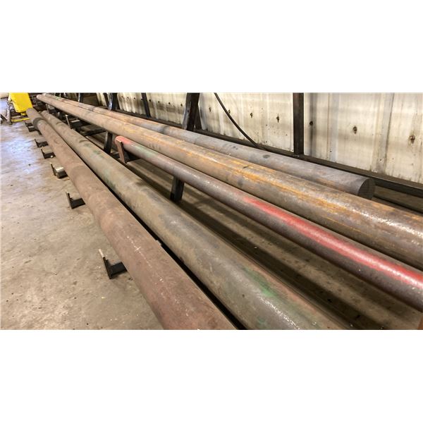 SEVERAL LENGTHS OF 4340 STAINLESS SOLID BAR STOCK. 1 , 1 1/2 , 2 , 4 , 4 1/2 , 5 . LENGTHS
