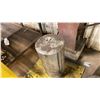 Image 2 : ALUMINUM ROUND STOCK. 10", 18", 8" X 12", 5" X 12", 15" X 7"