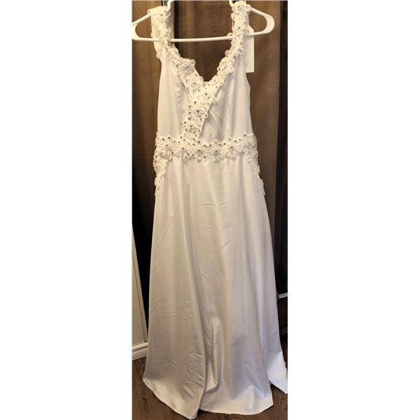 White Sleeveless Dress with Floral Lace and Bead Accents