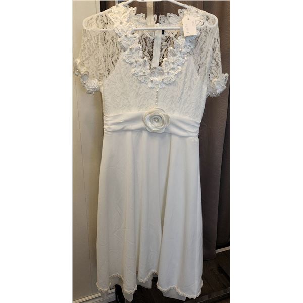 Short Sleeve Lace Bridal Gown
