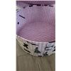 Image 6 : Patchwork Quilt with Decorative Paris and Fashion-Themed Storage Boxes