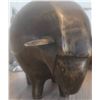 Image 7 : Decorative Lot: Brass Pig, Squirrel Nutcracker, Sabre Basket, Steak Set