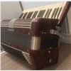 Image 5 : Hohner Piano Accordion Red Pearl Finish 41-Key 120-Bass