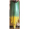 Image 10 : Ceramic Duck TV Lamp and Hand-Painted Parrot Statue Lot