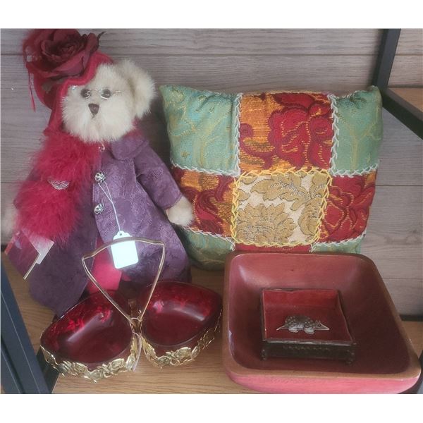 Queen Fedora Bear, Red Glass Heart Dishes, Japanese Box, Patchwork Pillow