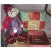 Image 1 : Queen Fedora Bear, Red Glass Heart Dishes, Japanese Box, Patchwork Pillow
