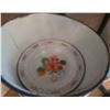 Image 8 : Corelle and Enamel Kitchenware Set