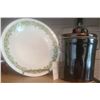 Image 7 : Kitchenware Lot: Corelle Plates, Canister, Tray