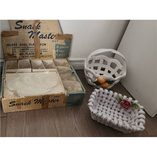 Federal Glass Snack Master Set with 4 Plates, 4 Glasses, and 2 Ceramic Baskets