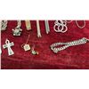 Image 6 : Assorted Necklaces and Bracelets (Some Are Broken)