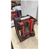 Image 5 : Milwaukee M18 Charger Radio with Bluetooth