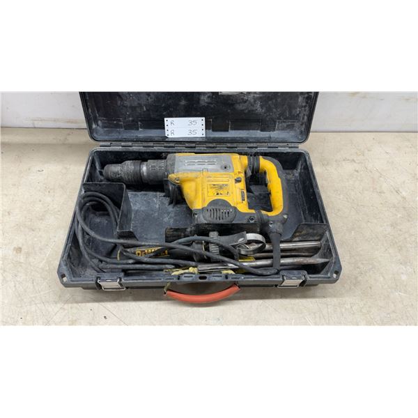 DeWalt D25602 1-3/4” SDS Max Rotary Hammer, 120V, 13.5A, Case, and Bits