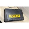 Image 5 : DeWalt D25602 1-3/4” SDS Max Rotary Hammer, 120V, 13.5A, Case, and Bits