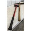 Image 4 : TASK 12 lb. Sledge Hammer and Pickaxe