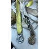 Image 6 : Grease Gun, Work Light, Ratchet Straps, Tie-Down Straps
