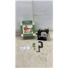 Image 1 : Antique Cast Iron Singer Child's Miniature Sewing Machine No. 20, Boxed