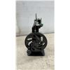 Image 3 : Antique Cast Iron Singer Child's Miniature Sewing Machine No. 20, Boxed