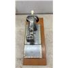 Image 4 : Antique Metal Vulcan Child's Miniature Sewing Machine, Made in England