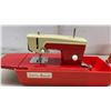 Image 3 : Vintage Little Queen Child's Battery-Operated Sewing Machine, Made in Japan