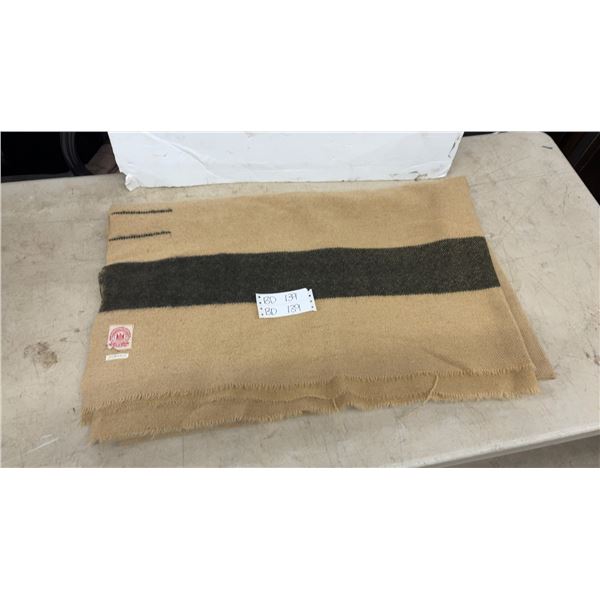 Rare Antique 1920s Hudson’s Bay 3.5 Point Blanket, Rare Old Red Lettering Tagging