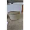 Image 3 : 2 Medalta Stoneware Ltd. Medicine Hat Alberta Crocks