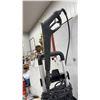 Image 3 : Simoniz Electric Pressure Washer with Hose, Spray Gun, and Soap Dispenser Bottle