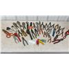 Image 1 : Assortment Pliers, Adjustable Wrenches, Tin Snips