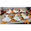 Image 5 : Assortment of Novelty